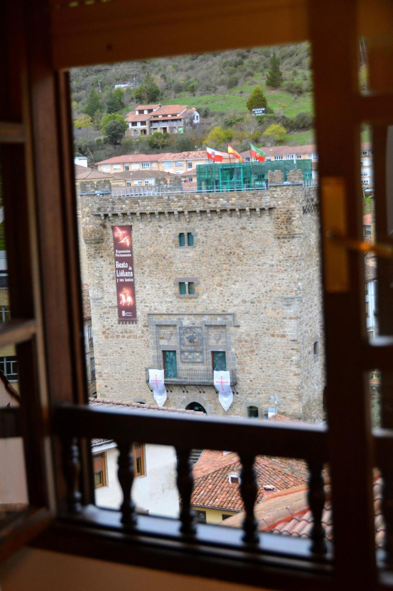 Ferienwohnung El Mirador De La Torre Potes Exterior foto